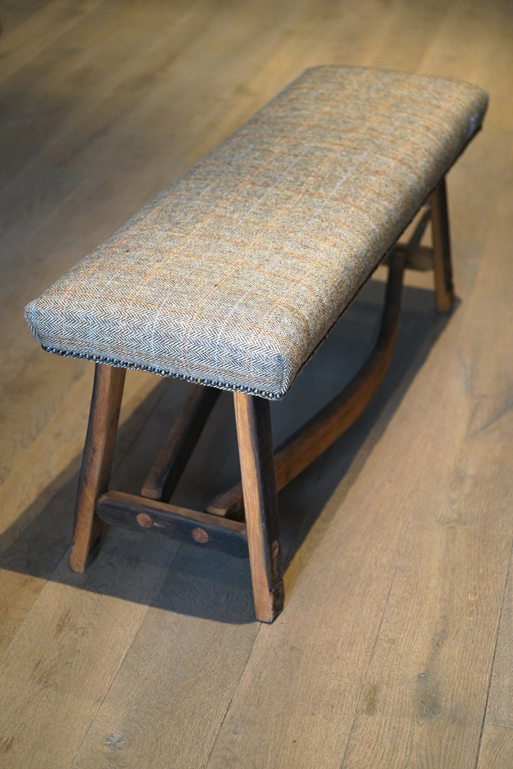 Tweed Bench - Tun - (Brown)