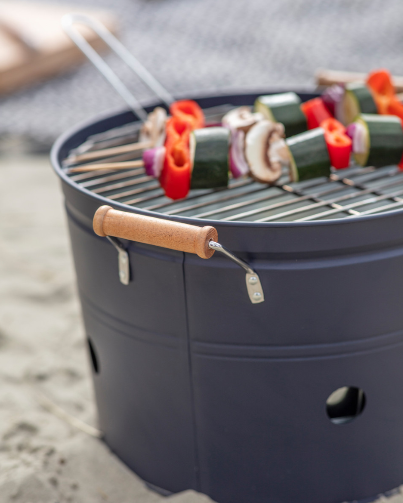 Cleveley Bucket BBQ in Carbon