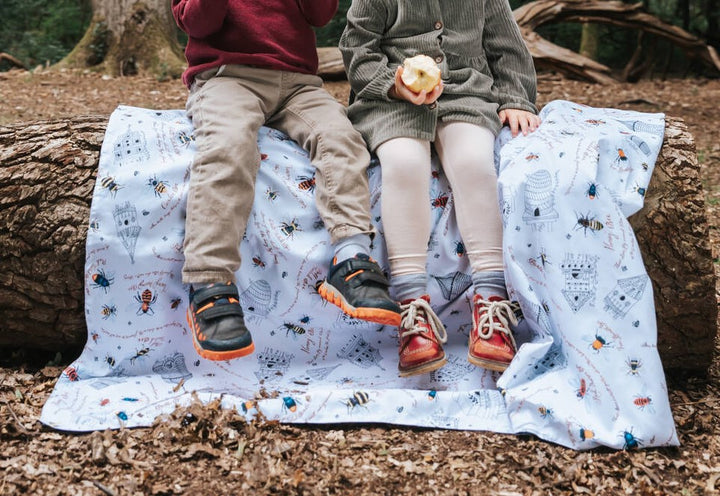 Bee Family PACMAT Picnic Blanket