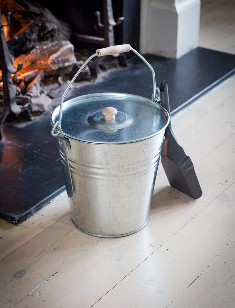 Galvanised Steel Bucket with Lid