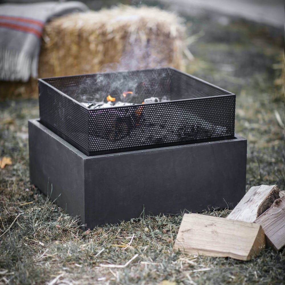 Lyneham Square Fire Pit